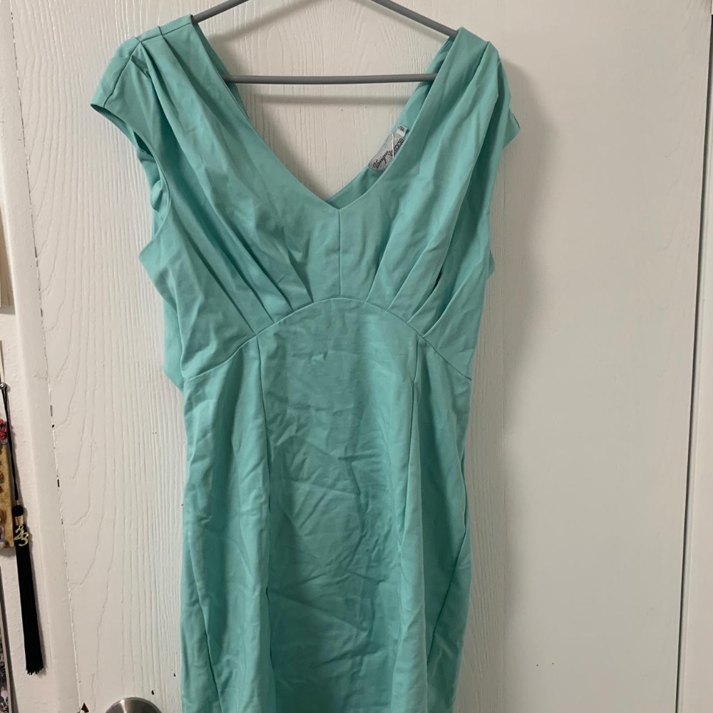Unique Vintage Bettie Dress NWT